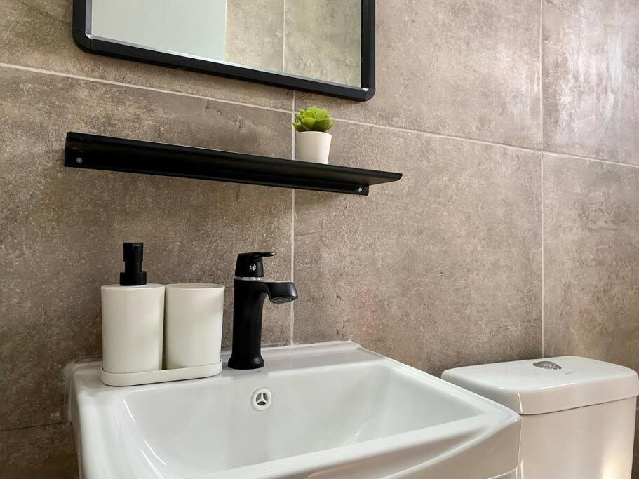Modern & Cozy Apartment In The Heart Of Kos '9' Bagian luar foto