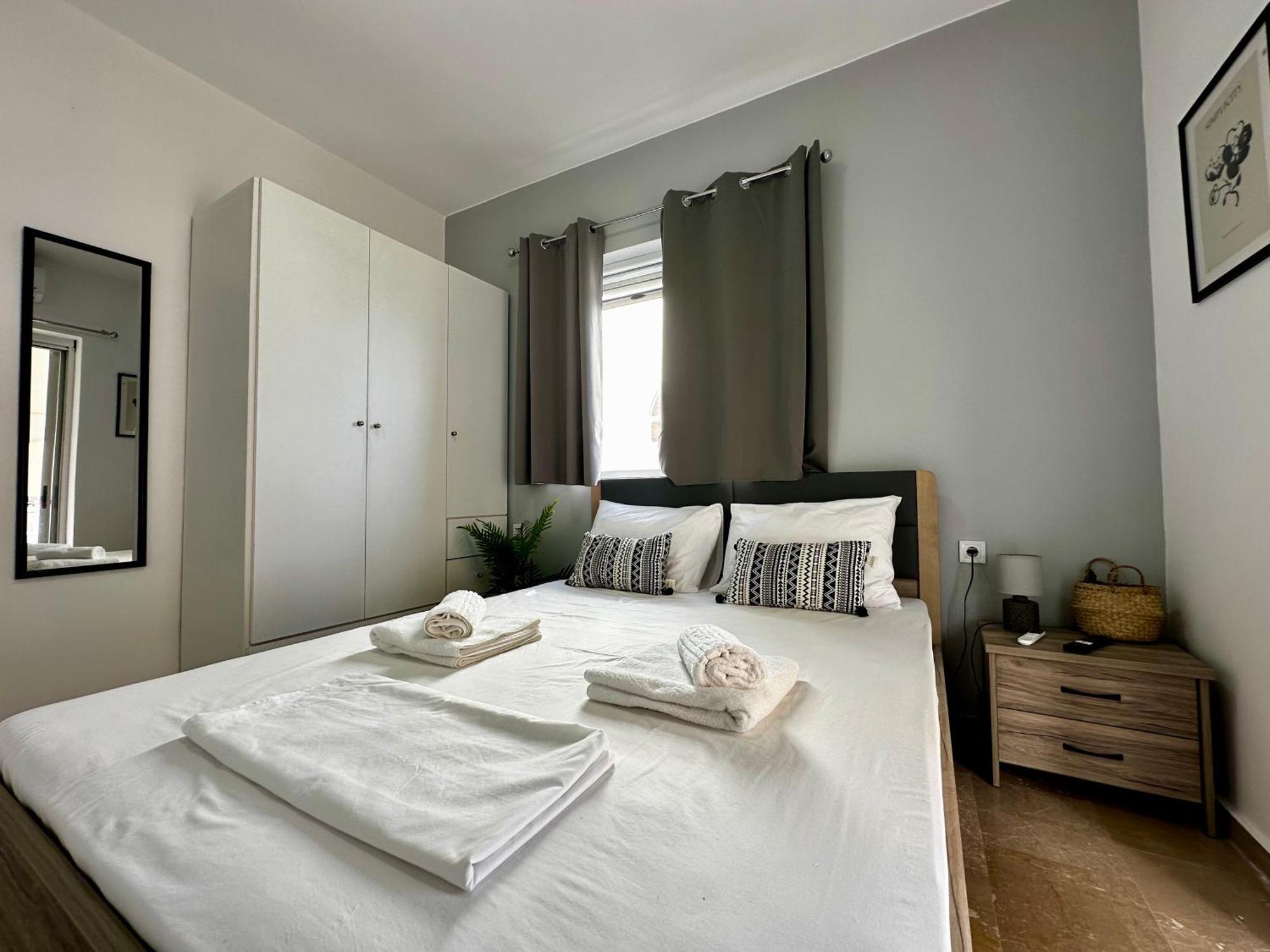 Modern & Cozy Apartment In The Heart Of Kos '9' Bagian luar foto